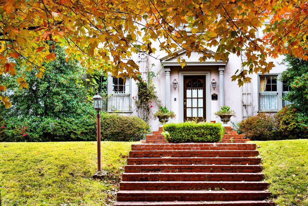 How Does Curb Appeal Affect Home Value?