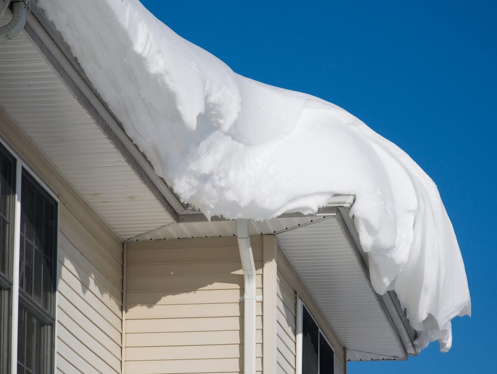Preventing Roof Collapse During a Snowstorm